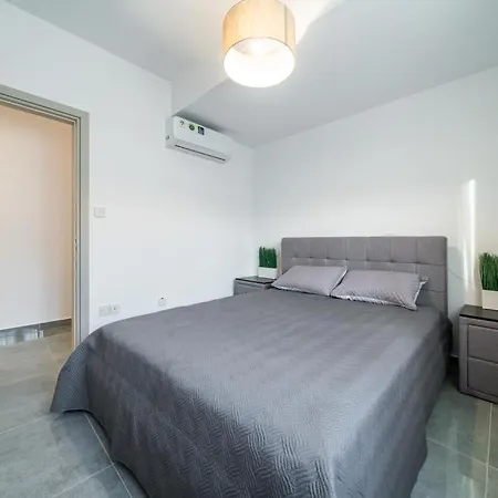 Stavri De'lux Appartement *