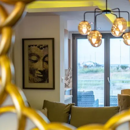 Stavri De'lux Апартаменты *